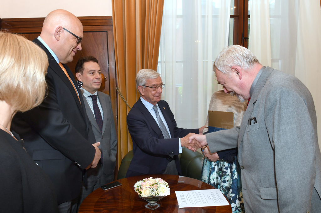 dsc_7965 copy.jpg-Europejskiej Akademii Gastronomicznej, Ambasador Królestwa Hiszpanii  Autor: W. Majka