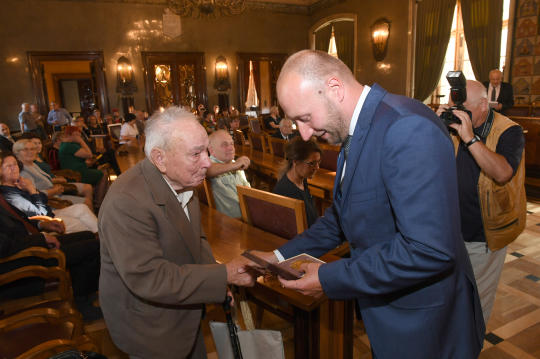 dsc_1396.jpg-Miodobranie