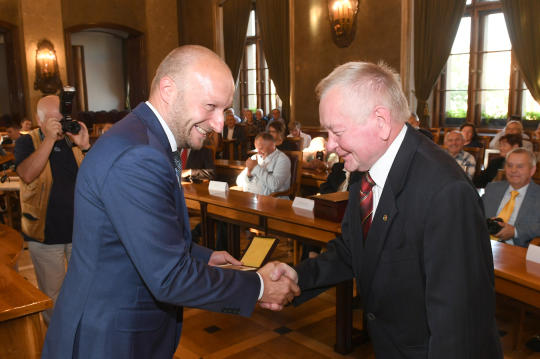 dsc_1405.jpg-Miodobranie