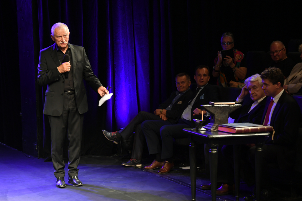 dsc_1500.jpg-Kowadło Andrzej Seweryn  Autor: W. Majka