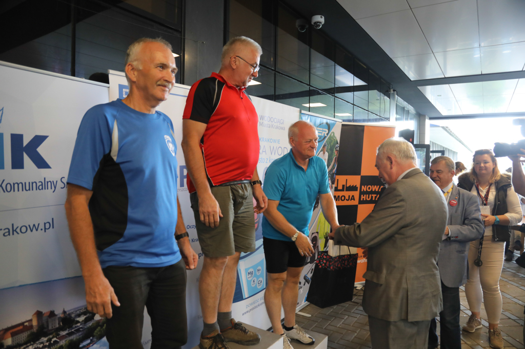 bs-09 września 2018-img_5924.jpg-Biathlon,NCK,Majchrowski,dekoracja  Autor: B. Świerzowski