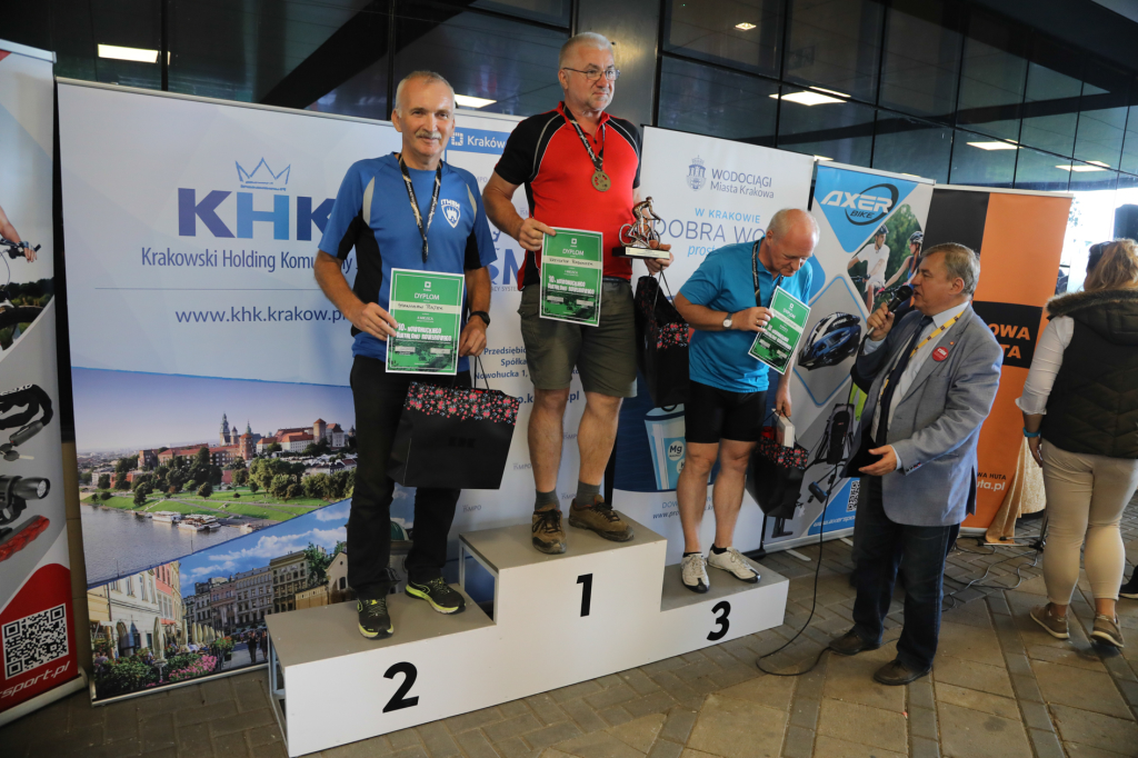 bs-09 września 2018-img_5945.jpg-Biathlon,NCK,Majchrowski,dekoracja  Autor: B. Świerzowski