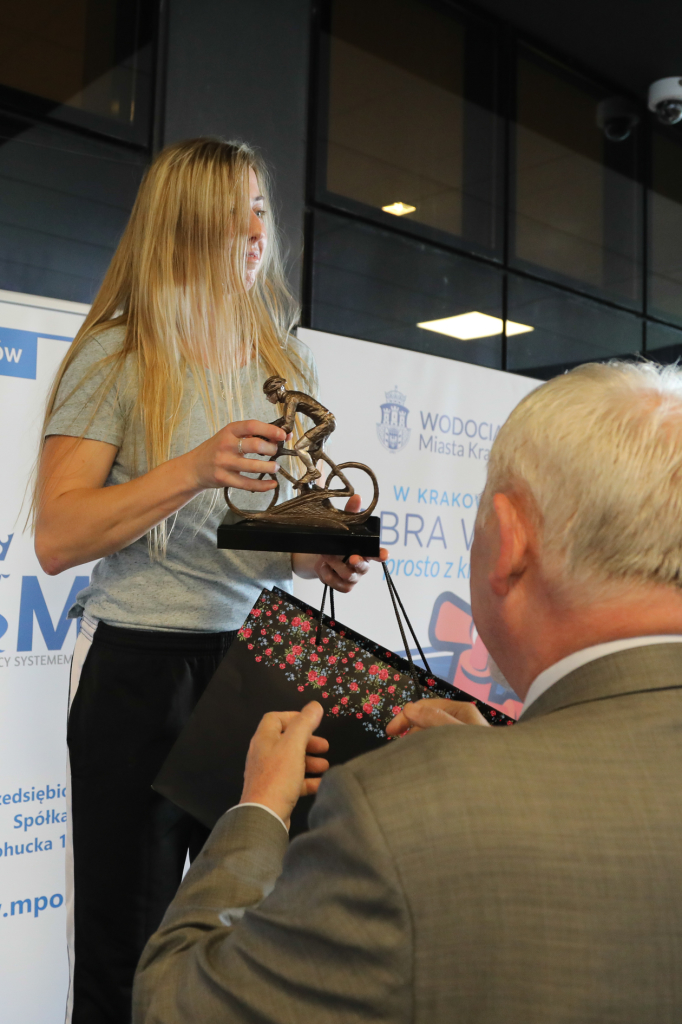 bs-09 września 2018-img_5953.jpg-Biathlon,NCK,Majchrowski,dekoracja  Autor: B. Świerzowski