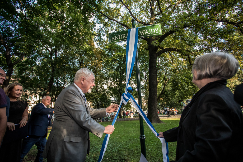 bs-09 września 2018-202a8978.jpg-Skwer,Wajda,Majchrowski,Uroczystość  Autor: B. Świerzowski