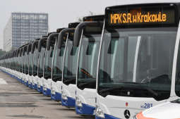 dsc_2471 copy.jpg-86 autobusów Mercedes