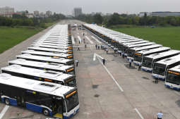 dsc_2541 copy.jpg-86 autobusów Mercedes