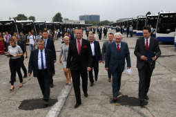 dsc_2702 copy.jpg-86 autobusów Mercedes