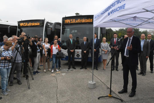 dsc_2753 copy.jpg-86 autobusów Mercedes