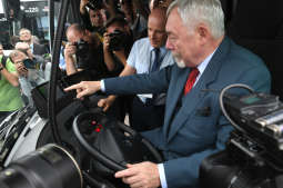 dsc_2831 copy.jpg-86 autobusów Mercedes