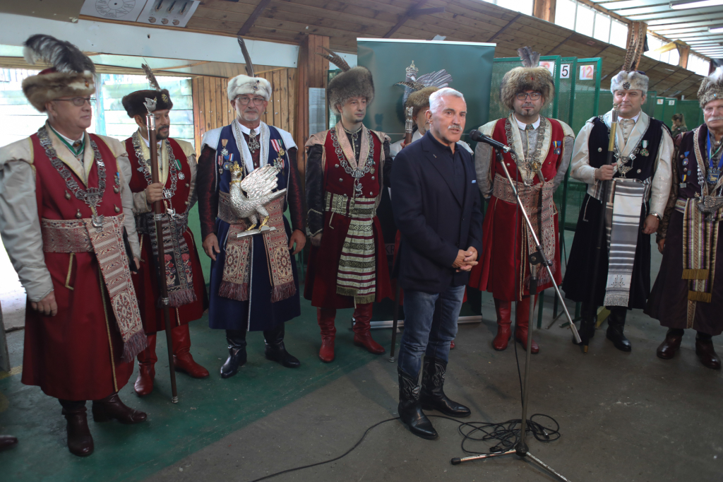 bs-15 września 2018-img_8382.jpg-Strzelanie,Bractwo Kurkowe,Strzelnica,Pasternik,Majchrowski  Autor: B. Świerzowski