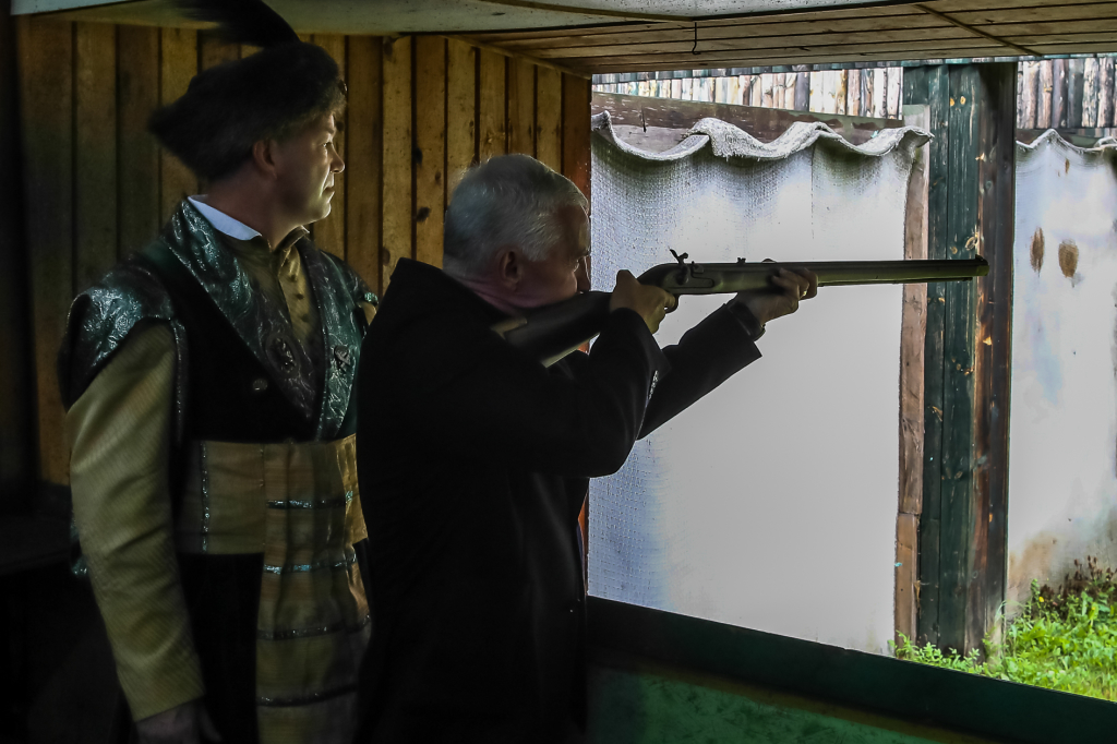 bs-15 września 2018-img_8481.jpg-Strzelanie,Bractwo Kurkowe,Strzelnica,Pasternik,Majchrowski  Autor: B. Świerzowski