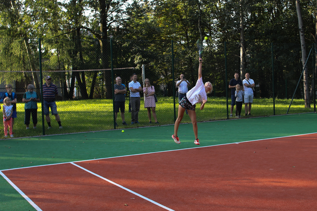 bs-15 września 2018-img_8971.jpg-Tenis,X dzielnica,Kort,Nagrody,Majchrowski  Autor: B. Świerzowski