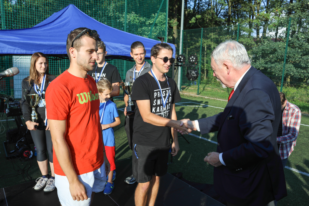 bs-15 września 2018-img_9120.jpg-Tenis,X dzielnica,Kort,Nagrody,Majchrowski  Autor: B. Świerzowski