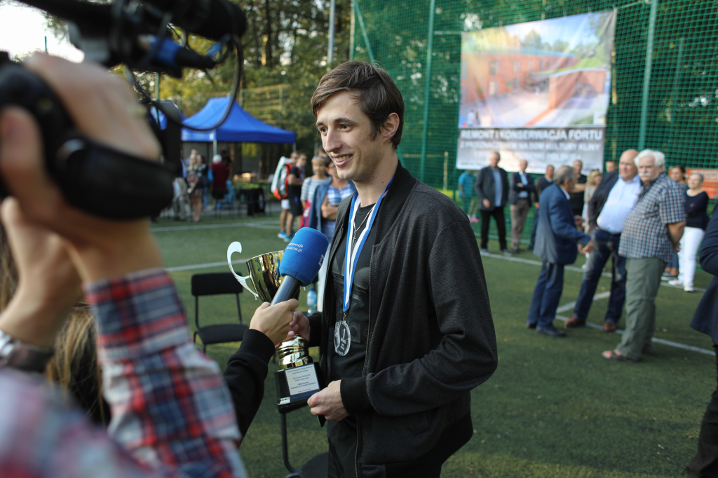bs-15 września 2018-img_9237.jpg-Tenis,X dzielnica,Kort,Nagrody,Majchrowski  Autor: B. Świerzowski