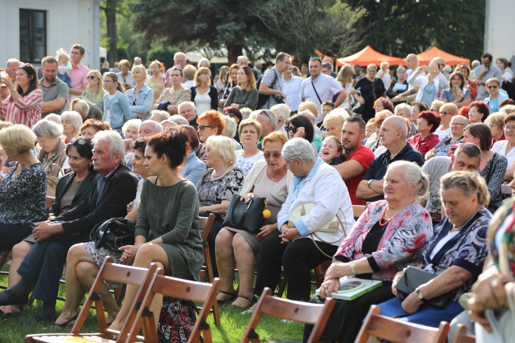 bs-16 września 2018-img_9632.jpg-Dożynki,Dworek Białoprądnicki,Majchrowski,  Autor: B. Świerzowski