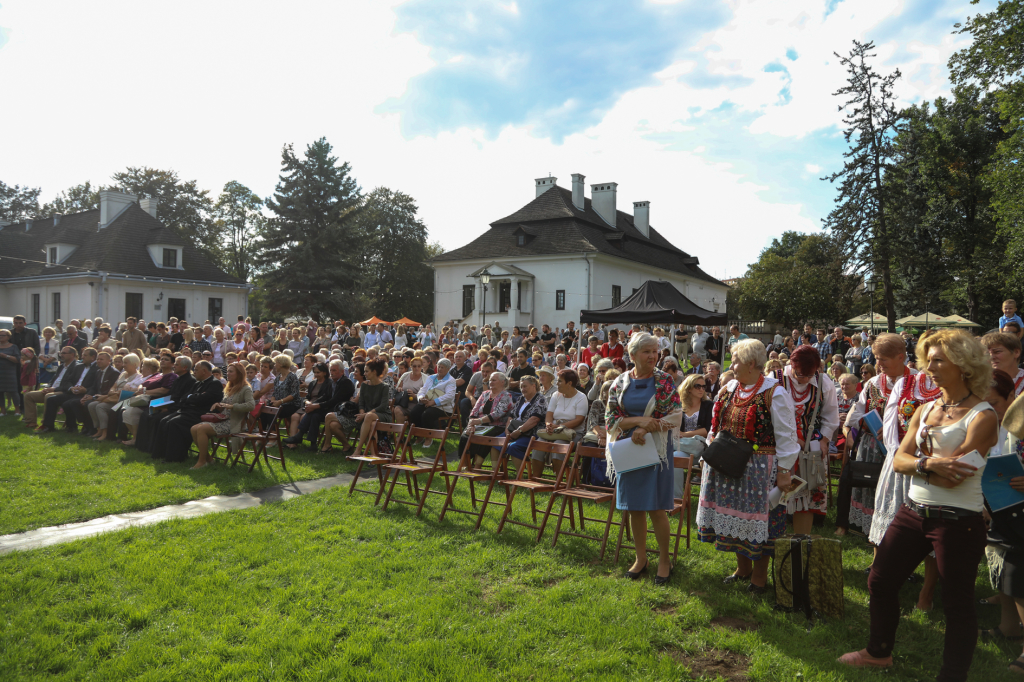 bs-16 września 2018-img_9635.jpg-Dożynki,Dworek Białoprądnicki,Majchrowski,  Autor: B. Świerzowski