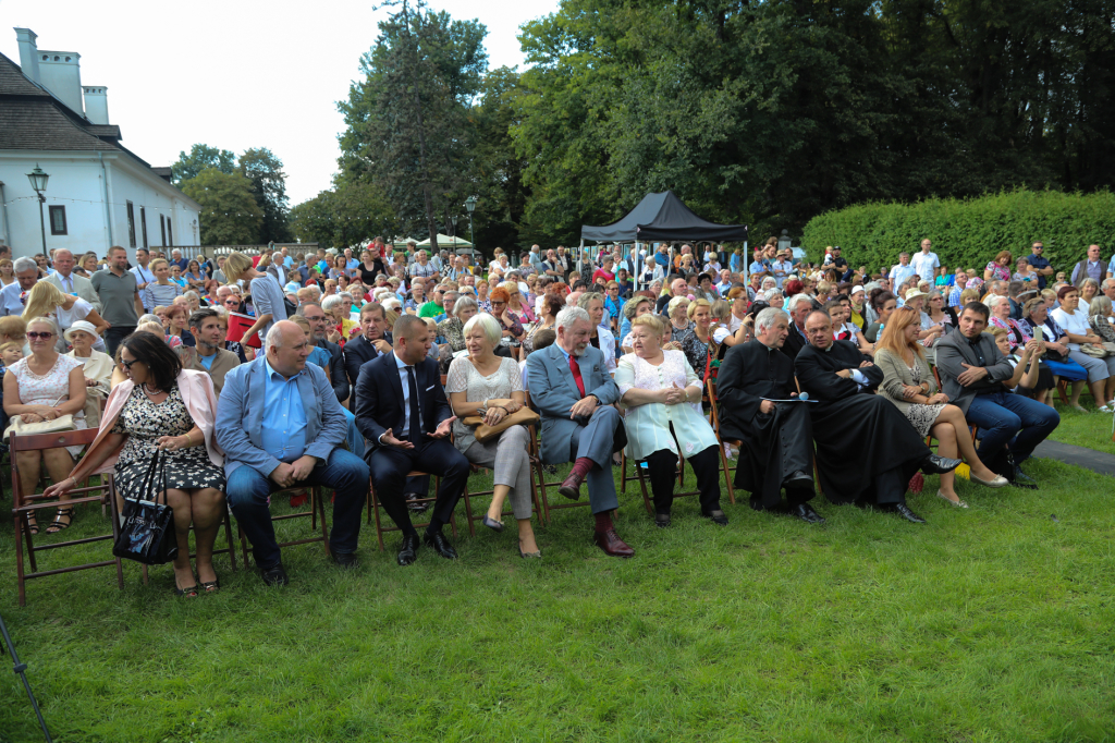 bs-16 września 2018-img_9679.jpg-Dożynki,Dworek Białoprądnicki,Majchrowski,  Autor: B. Świerzowski