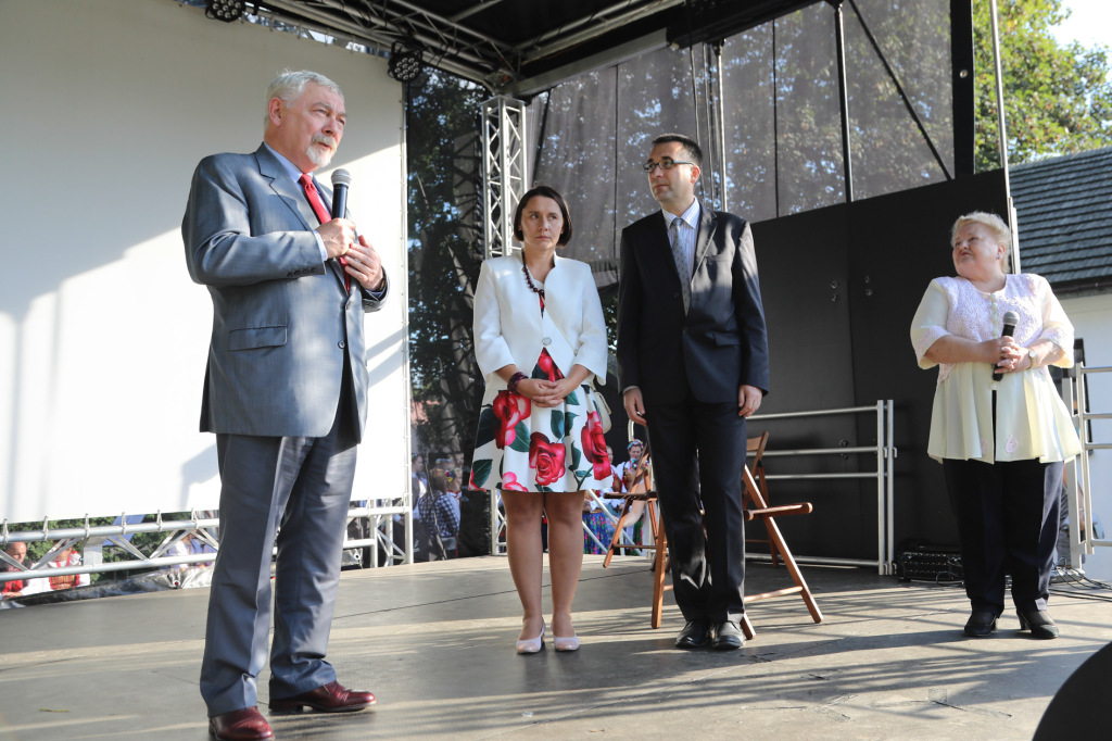 bs-16 września 2018-img_9736.jpg-Dożynki,Dworek Białoprądnicki,Majchrowski,  Autor: B. Świerzowski