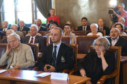 dsc_3906.jpg-„Cracoviae Merenti” Wojciechowi Plewińskiemu i Antoniemu Borg