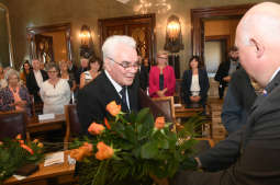 dsc_4026 copy.jpg-„Cracoviae Merenti” Wojciechowi Plewińskiemu i Antoniemu Borg