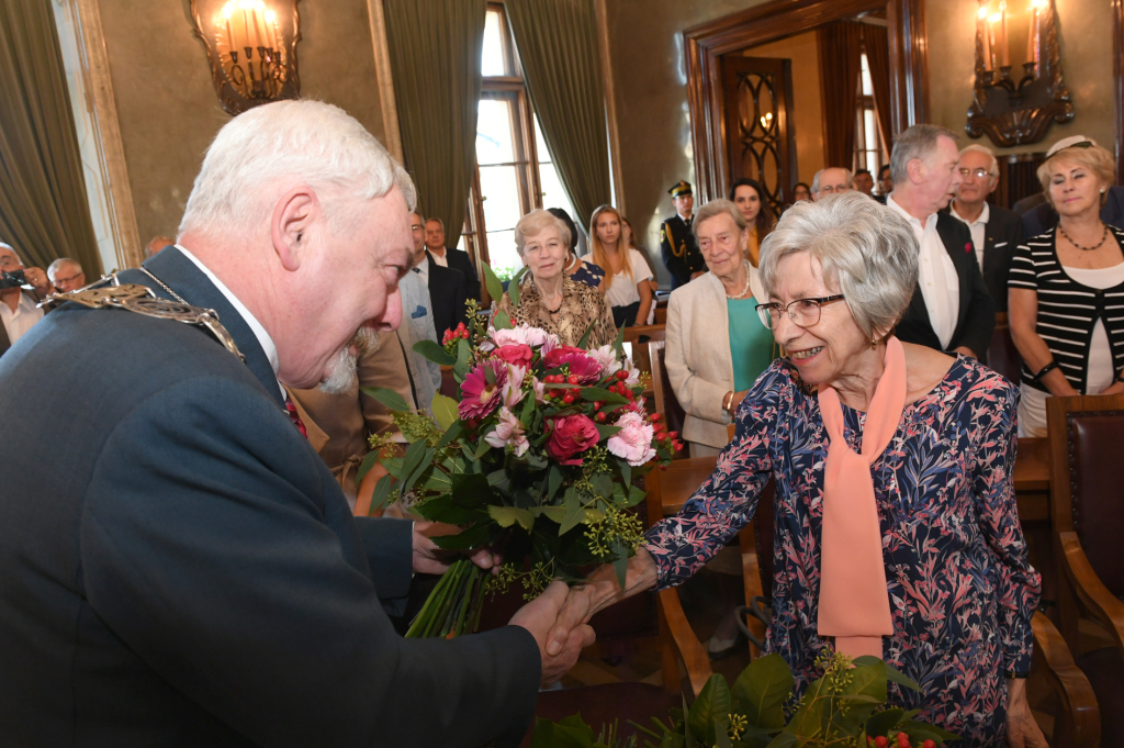 dsc_4030 copy.jpg-„Cracoviae Merenti” Wojciechowi Plewińskiemu i Antoniemu Borg  Autor: W. Majka