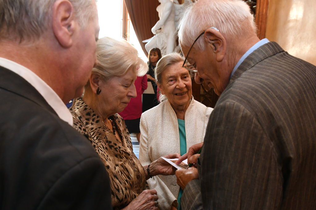 dsc_4147 copy.jpg-„Cracoviae Merenti” Wojciechowi Plewińskiemu i Antoniemu Borg  Autor: W. Majka