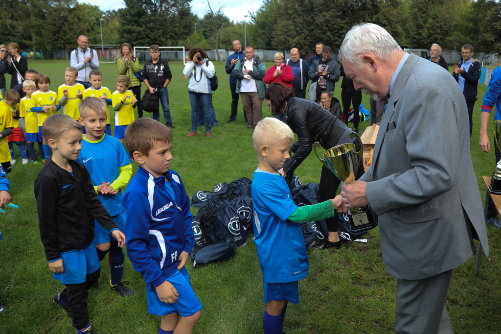 bs-22 września 2018-img_2334.jpg-Turniej,piłka nożna,Tramwaj,Prezydent,Majchrowski,puchary  Autor: B. Świerzowski