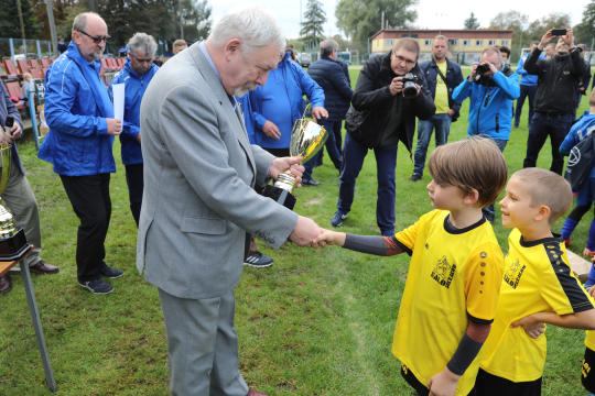 bs-22 września 2018-img_2345.jpg-Turniej,piłka nożna,Tramwaj,Prezydent,Majchrowski,puchary