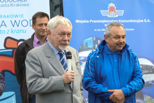 bs-22 września 2018-img_2428.jpg-Turniej,piłka nożna,Tramwaj,Prezydent,Majchrowski,puchary