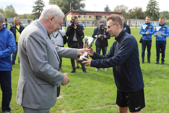 bs-22 września 2018-img_2463.jpg-Turniej,piłka nożna,Tramwaj,Prezydent,Majchrowski,puchary