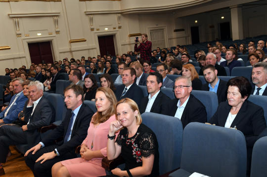 dsc_6254 copy.jpg-Business Run