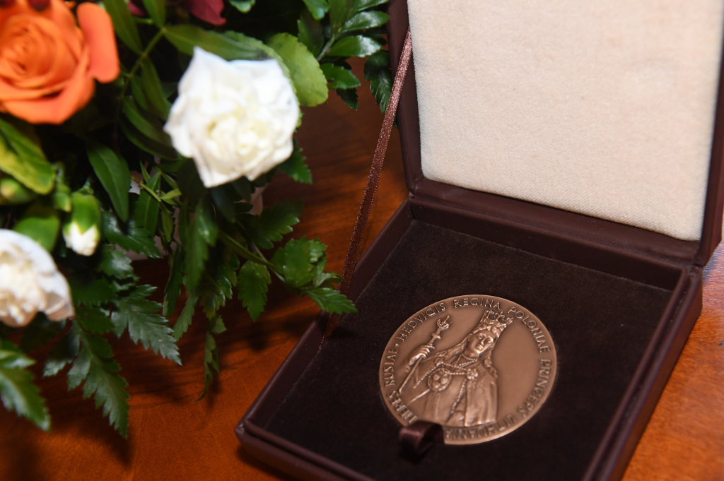 dsc_7961.jpg-„Cracoviae Merenti”  Autor: W. Majka