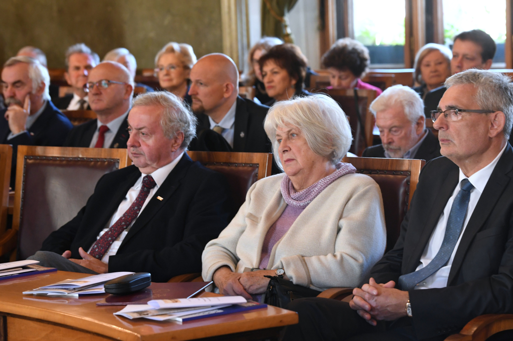 dsc_7994.jpg-„Cracoviae Merenti”  Autor: W. Majka