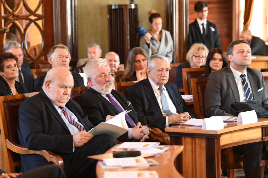 dsc_8020.jpg-„Cracoviae Merenti”  Autor: W. Majka