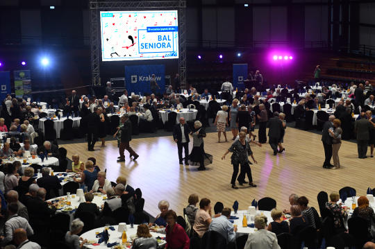 dsc_7133 copy.jpg-Bal Seniora