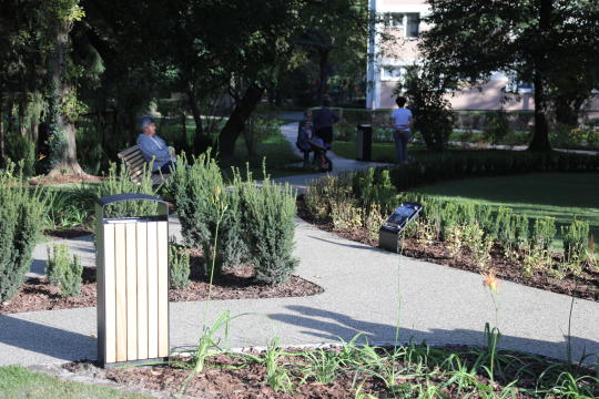 20181006154146_img_6855.jpg-Park kieszonkowy,Celarowska,Majchrowski,Ogród,Dąb