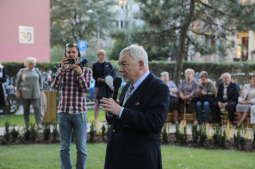 20181006163927_img_6910.jpg-Park kieszonkowy,Celarowska,Majchrowski,Ogród,Dąb