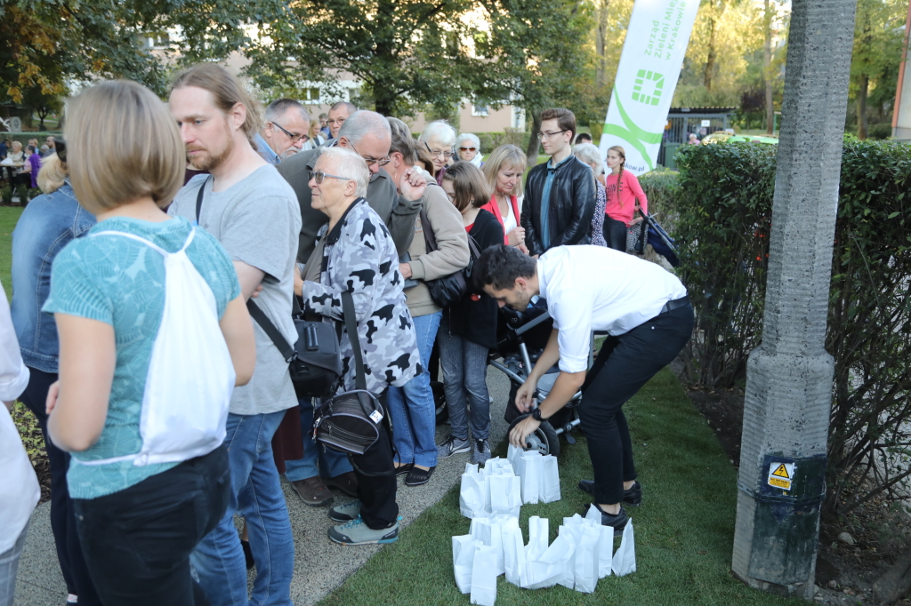 20181006164627_img_6951.jpg-Park kieszonkowy,Celarowska,Majchrowski,Ogród,Dąb  Autor: B. Świerzowski