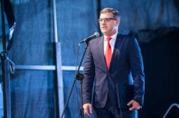 jg_krpl_20181006_8769.jpg-Kijów,spektakl,Muzyk,Mały Rynek,Rzeźba