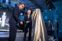 jg_krpl_20181006_8804.jpg-Kijów,spektakl,Muzyk,Mały Rynek,Rzeźba