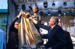 jg_krpl_20181006_8816.jpg-Kijów,spektakl,Muzyk,Mały Rynek,Rzeźba