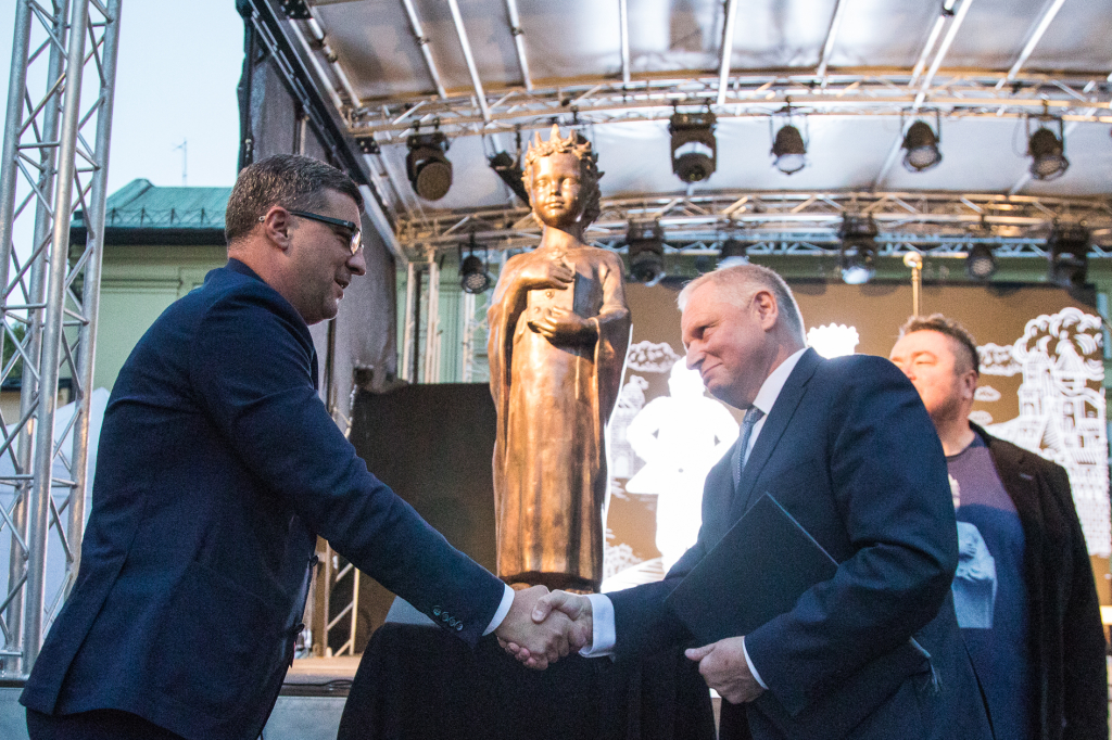 jg_krpl_20181006_8831.jpg-Kijów,spektakl,Muzyk,Mały Rynek,Rzeźba  Autor: B. Świerzowski