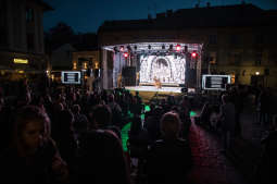 jg_krpl_20181006_8863.jpg-Kijów,spektakl,Muzyk,Mały Rynek,Rzeźba