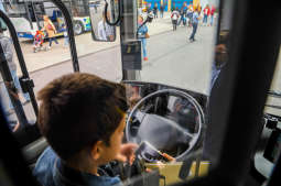 bs-07 października 2018-img_7190.jpg-Parada autobusów,MPK,Tauron Arena,Majchrowski