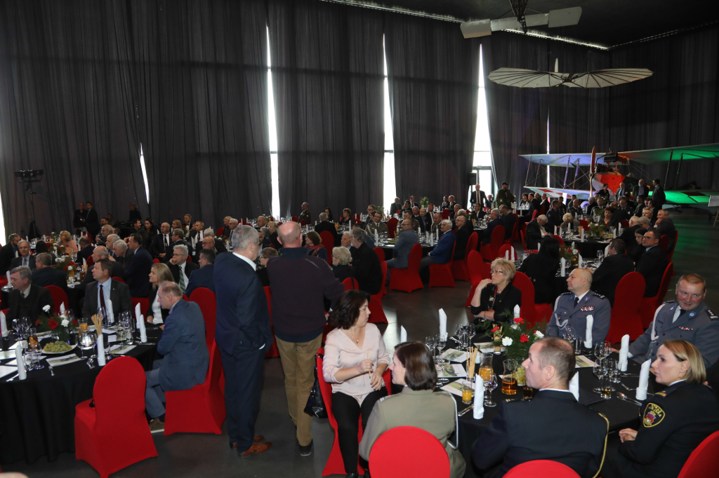 bs-08 października 2018-img_7500.jpg-Muzeum Lotnictwa,jubileusz,Majchrowski  Autor: B. Świerzowski