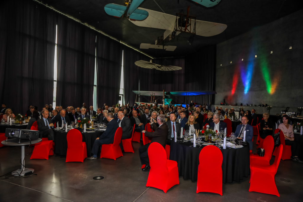 bs-08 października 2018-img_7526.jpg-Muzeum Lotnictwa,jubileusz,Majchrowski  Autor: B. Świerzowski