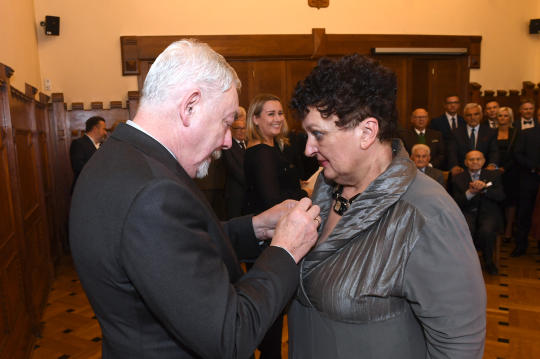 dsc_0122 copy.jpg-Honoris Gratia