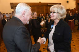 dsc_0126 copy.jpg-Honoris Gratia