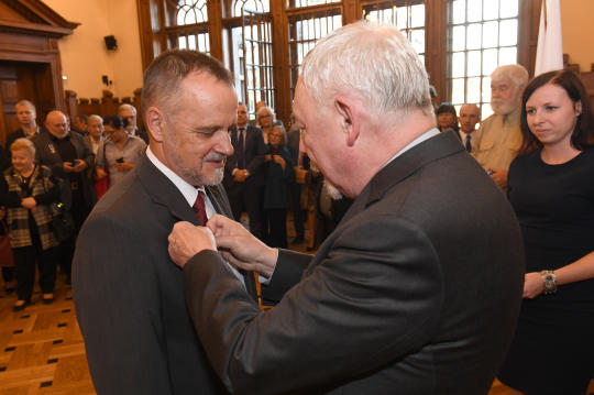 dsc_0138 copy.jpg-Honoris Gratia