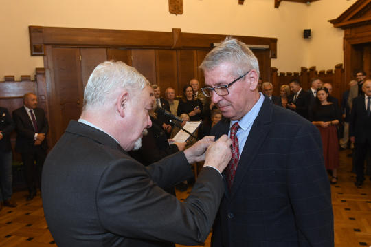 dsc_0147 copy.jpg-Honoris Gratia